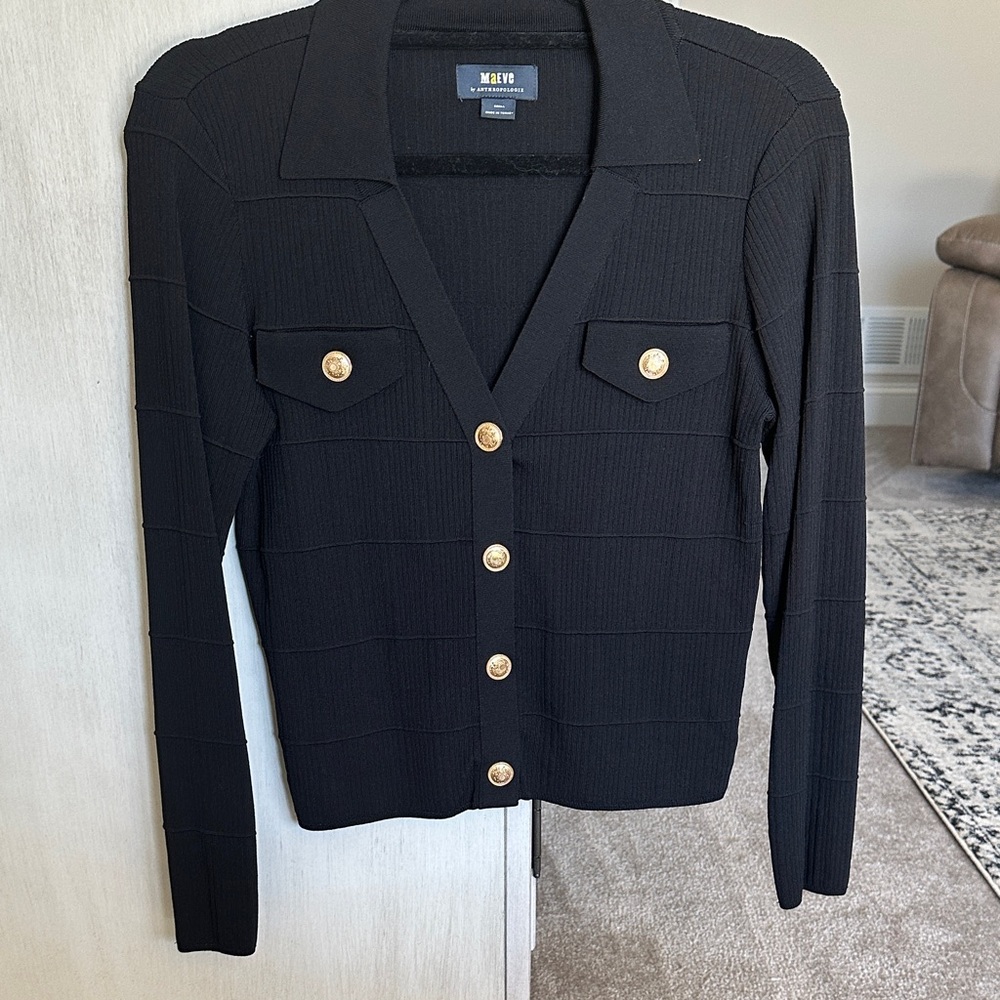 Maeve sz small black sweater top, collar , gold buttons ( non functioning) EUC